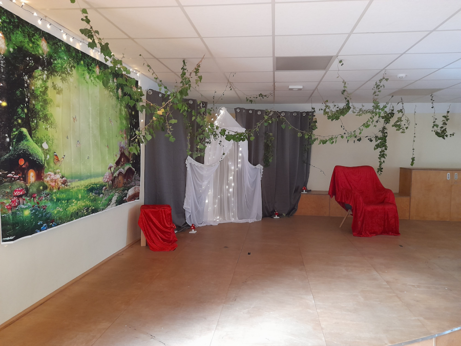 Ein märchenhafter Mai in Igel- und Flamingo-Gruppe