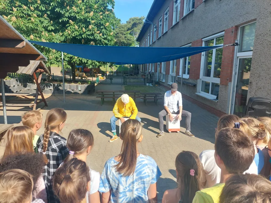 In 80 Takten um die Welt